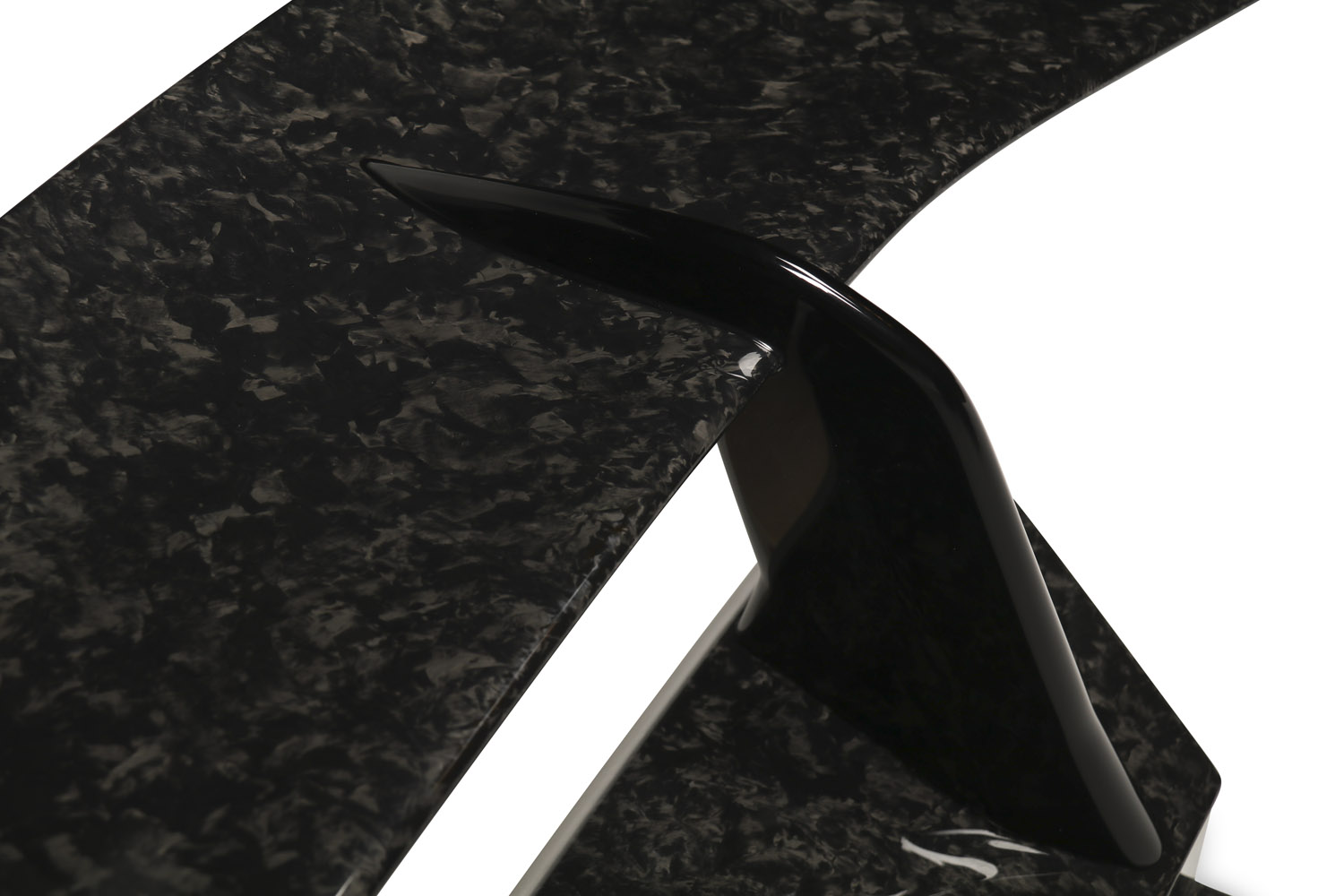 Lamborghini Huracan Race Wing and Decklid Base Forged closeup